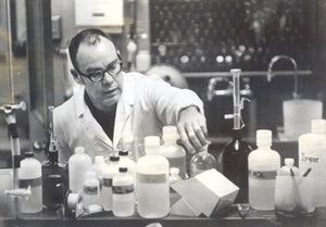 Douglas Coleman 1960-courtesy The Jackson Laboratory
