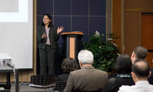 Stanford professor and learning portfolio expert, Helen Chen, recently spoke to 100 faculty, staff and students at the Learning Portfolio Showcase