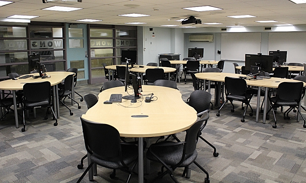McMaster University Library is now providing undergraduate students with in-person access to bookable state-of-the-art computers equipped with a range of media creation software including Adobe Creative Cloud. Work stations are located on the first floor of Mills Library in the Wong Classroom.