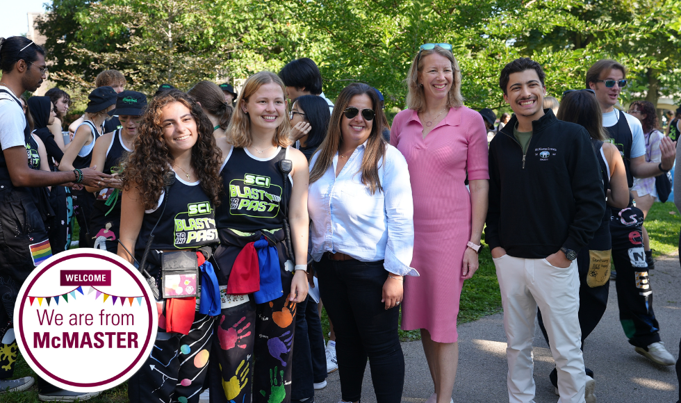 Welcome Week reps join Prof Rosa Da Silva and Science Dean Maureen Macdonald as well as science society president outdoors during welcome week